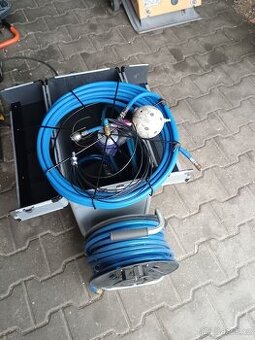 Ćistič potrub vzduchotechniky.