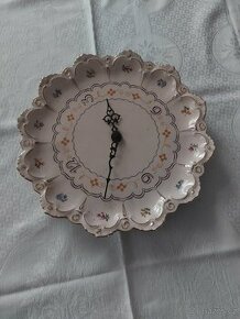 Porcelánové hodiny