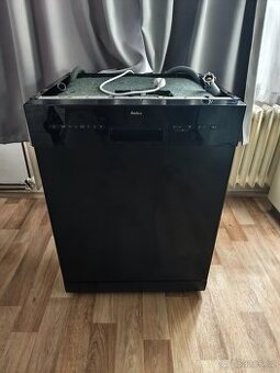 Prodám myčku AMICA MV 637 DCB černá