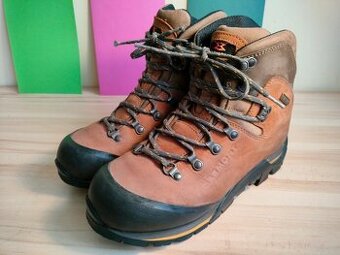 Dámské pohorky Garmont Montana GTX vel.39,5