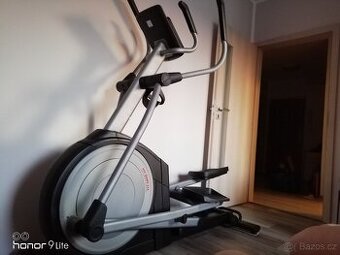 Eliptický trenažér Proform endurance