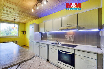 Prodej bytu 4+1, 85 m², Hostomice, ul. Dobříšská - 1