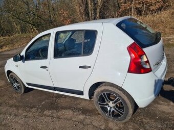 Dacia Sandero 1.4 LPG a vybava Ambience,sednout a jezdit
