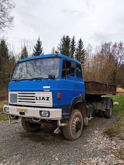 nosič kontejnerů 4x4