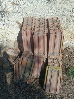 Starší střešní tašky