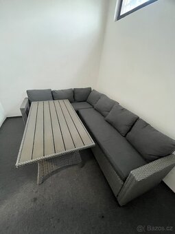 Zahradní ratanová sedačka