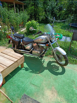 Suzuky Intruder 125