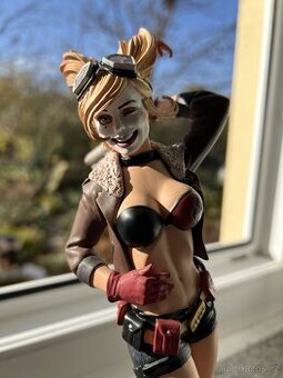 Harley Quinn - DC Bombshells