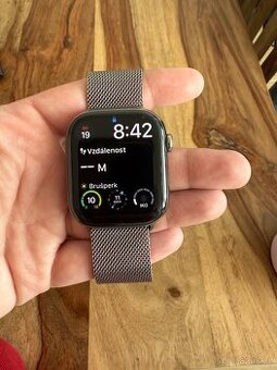Apple Watch 10 titanium
