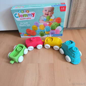 Clementoni Baby sada soft clemmy 24 kostek + vláček - 1