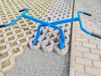 Prodám nosič zatravňovací dlažby a obrubníků - 1