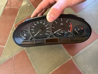 Budíky BMW E46