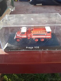 Model Praga V3S - 1