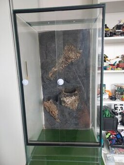 Terárium pro chameleona