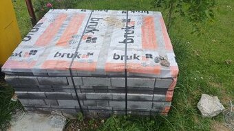 Bruk prosty 8cm, barva Gothic - Zámková betonová dlažba