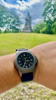Victorinox INOX TITAN