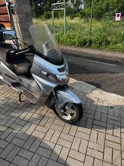 Suzuki Burgman 400