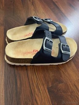 Superfit sandaly