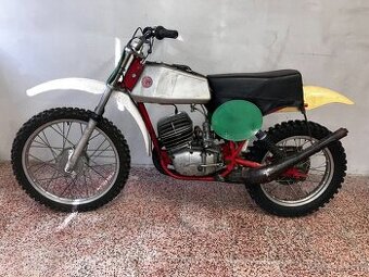 ČZ 250 typ 980 motokros r.v. 1975
