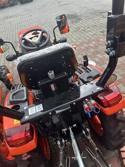 Malotraktor čtyřkolka, s možností jízdy po silnici