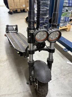 Bluetouch BT1600 elektrokoloběžka 1600W dual motor