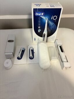 Zubní kartáček Oral B iO Series 5 White PC 3800kč