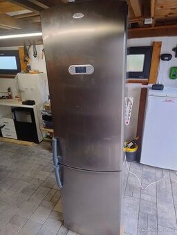 Prodám starší ledničku s mrazakem