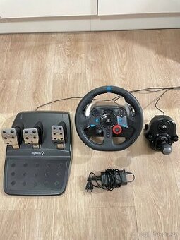 LOGITECH G29 + ŘADÍCÍ PÁKA
