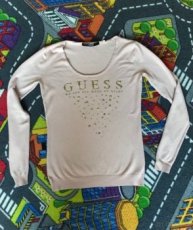 Guess svetrik