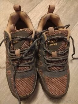 Turisticke boty Head vel 38