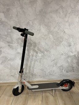 Xiaomi Mi Electric Scooter 3
