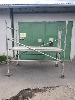 Pojízdné lešení Boss - zánovní