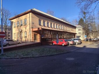 Pronájem  komerčních prostor