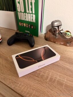 iPhone 16 Pro Max — 256 GB, Pouštní titan | Perfektní stav