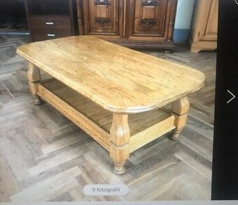 Konferenční stolek