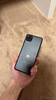 Samsung Galaxy A12