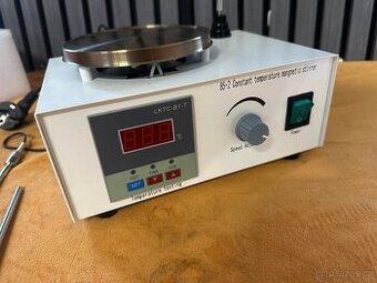 913) Magnetická míchačka s ohřevem 85-2 la