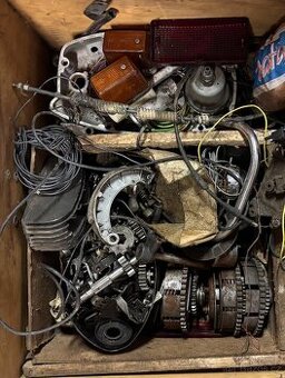 Náhradní díly Jawa 350