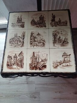 Prodám luxusní starozitny stolek