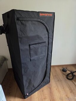 Grow tent - Pěstební stan 70x70x160