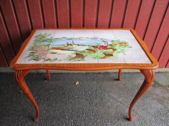 Stolek konferencni s kachliky - VYHODNA NABIDKA