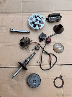 Moped Stadion součástky cena za vše