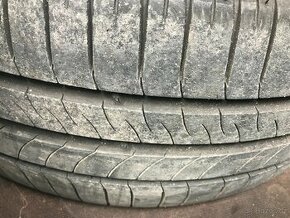 Letní pneu 205/55/16 čtyři kusy Michelin 60% vzorek