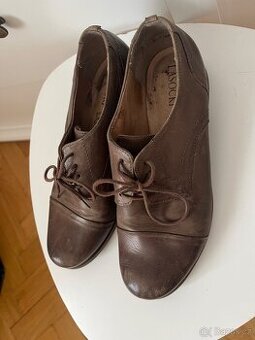 Kožené vintage polobotky Lasocki 40