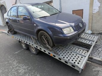 VW BORA 1.6 benzín