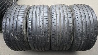Letní pneu 235/45/17 Good Year