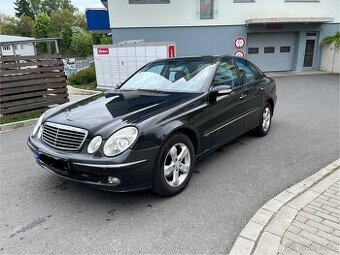 Prodám Mercedes W211 E220CDI Avangarde rok 2005