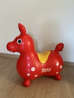 Skákací koník Rody Gymnic