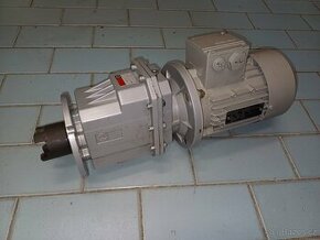 Nový elektromotor s převodovkou