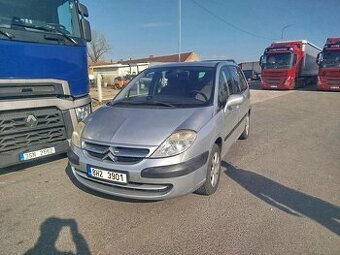 Citroen C8